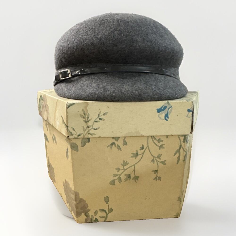 Nine West Newsboy Hat Heather Gray Belt Trim 100% Wool With Hat Box